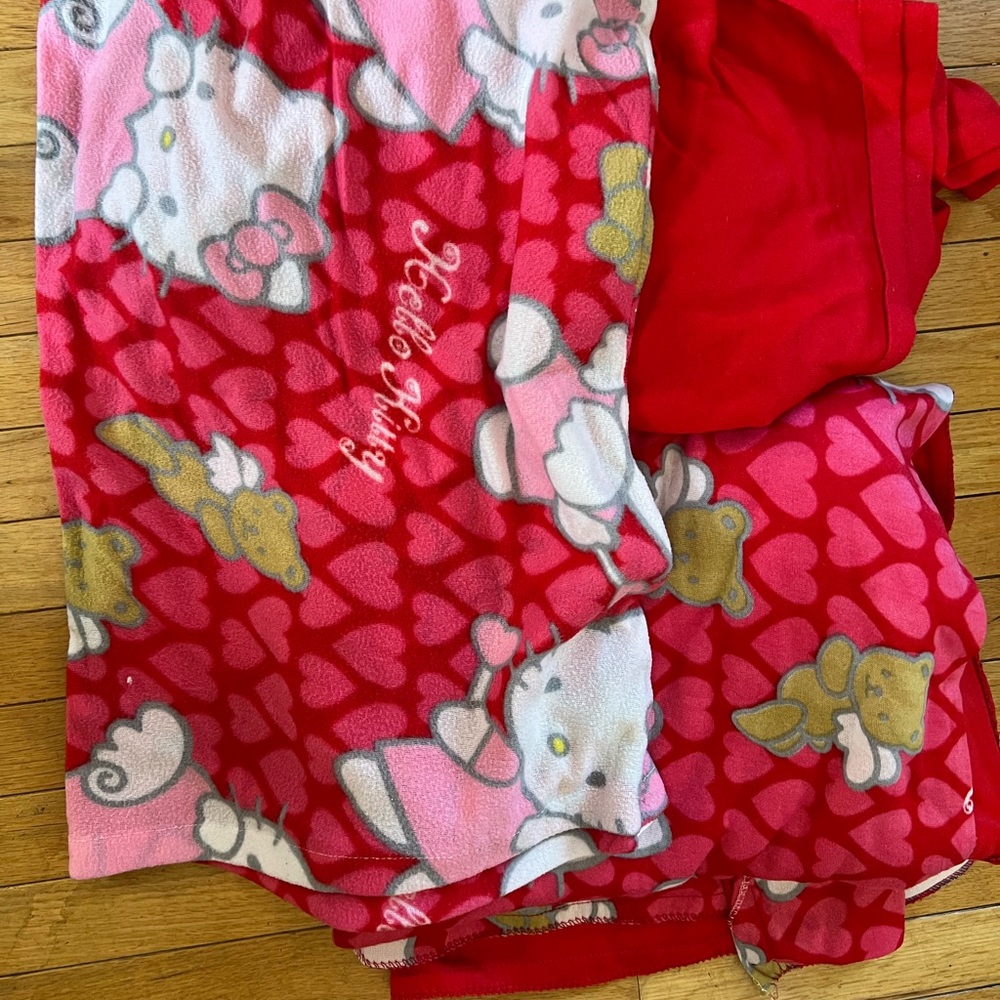 Hello Kitty Fleece Red & Pink Twin Duvet Set Bedding Sheets